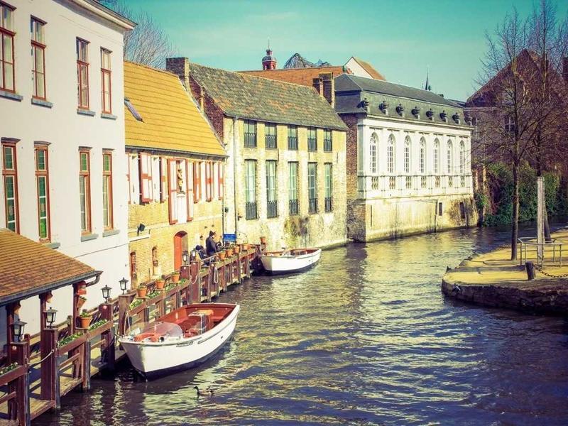 Premium Restaurant Landing Page